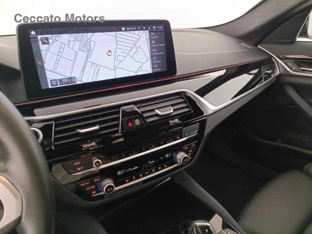 BMW 520d touring mhev 48v xdrive msport auto
