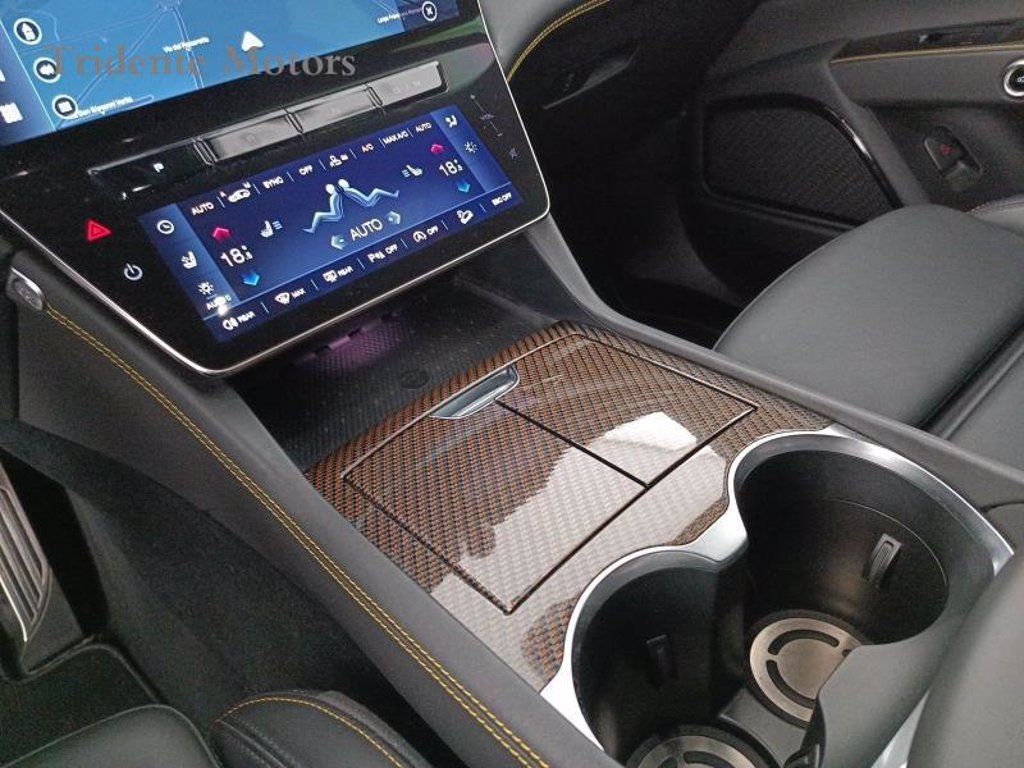 MASERATI Grecale 2.0 mhev modena 330cv auto