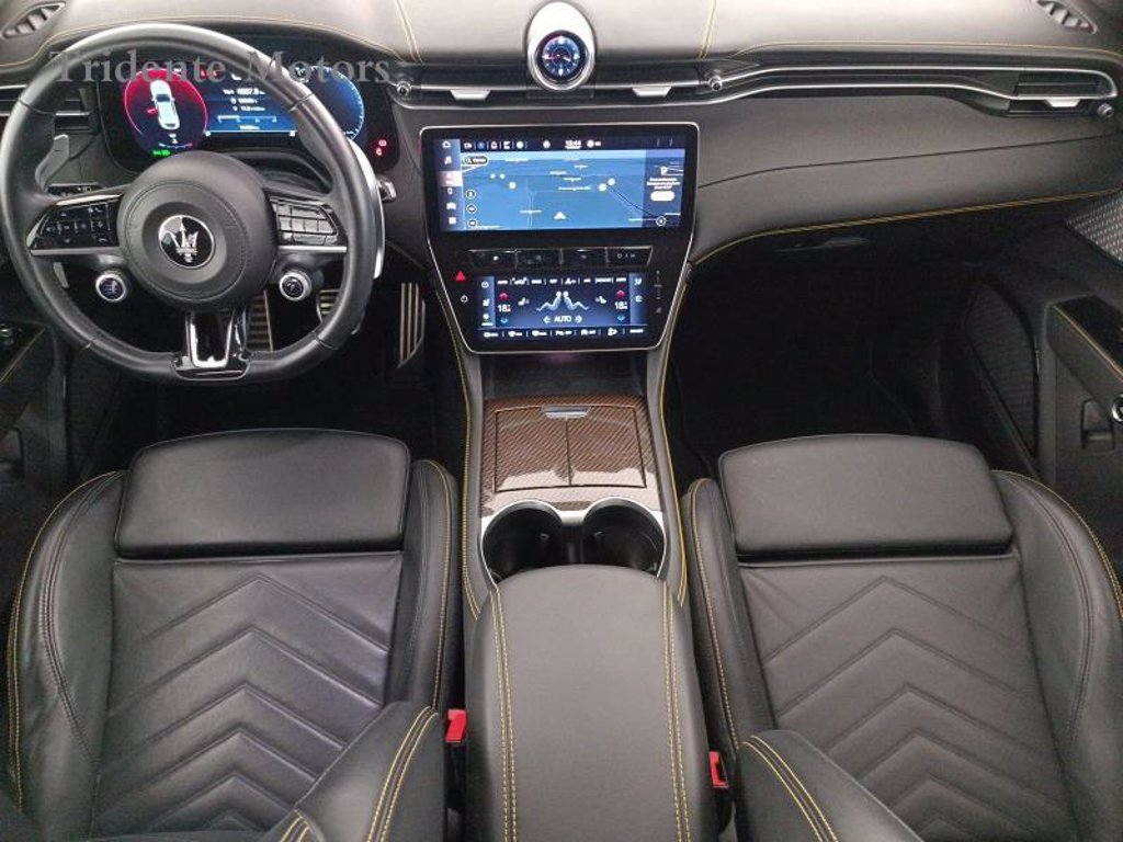 MASERATI Grecale 2.0 mhev modena 330cv auto