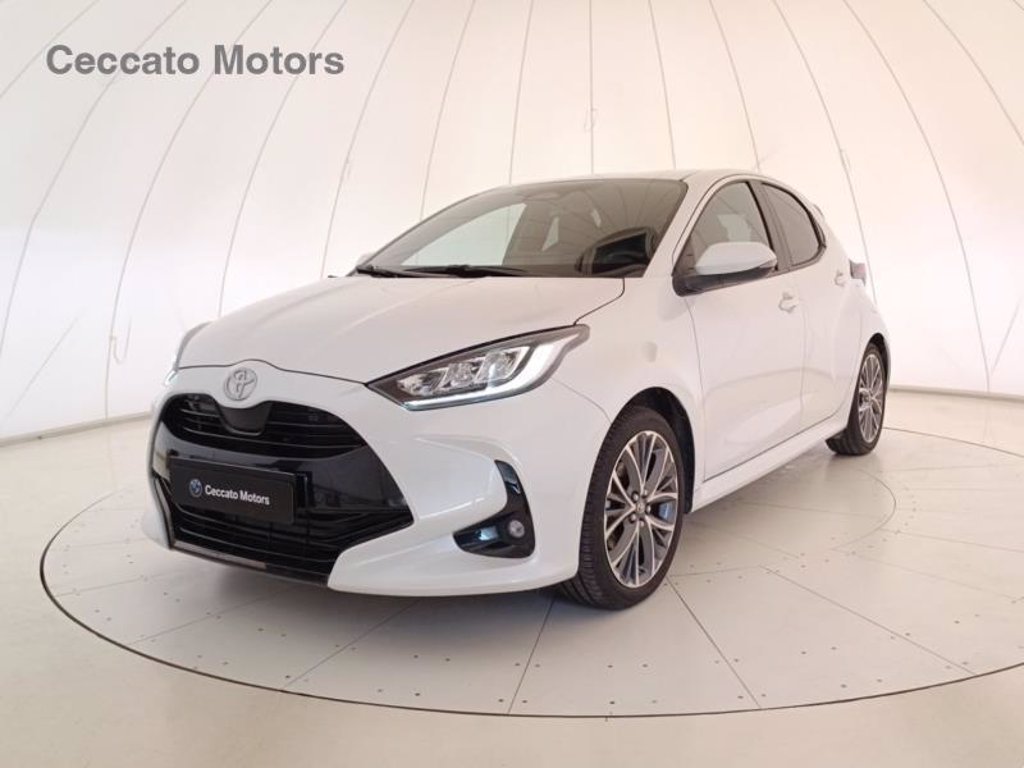 TOYOTA Yaris 1.5h 130 lounge