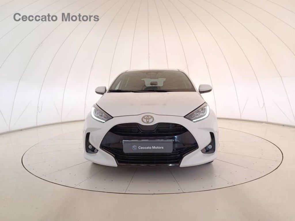 TOYOTA Yaris 1.5h 130 lounge