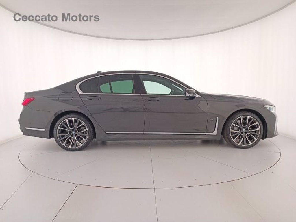 BMW 740d mhev 48v msport xdrive auto