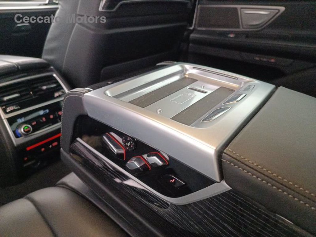 BMW 740d mhev 48v msport xdrive auto