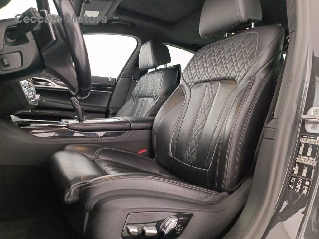 BMW 740d mhev 48v msport xdrive auto