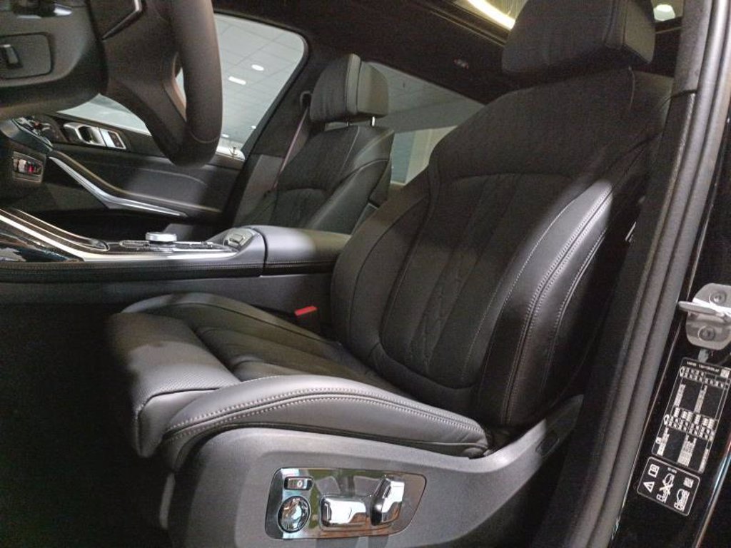 BMW X7 xdrive 40d 48v msport pro auto 7p.ti