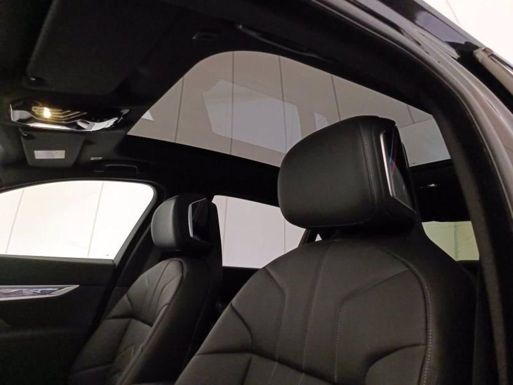 BMW I7 xdrive60 msport