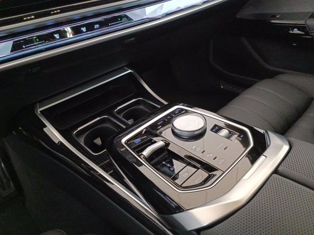 BMW I7 xdrive60 msport