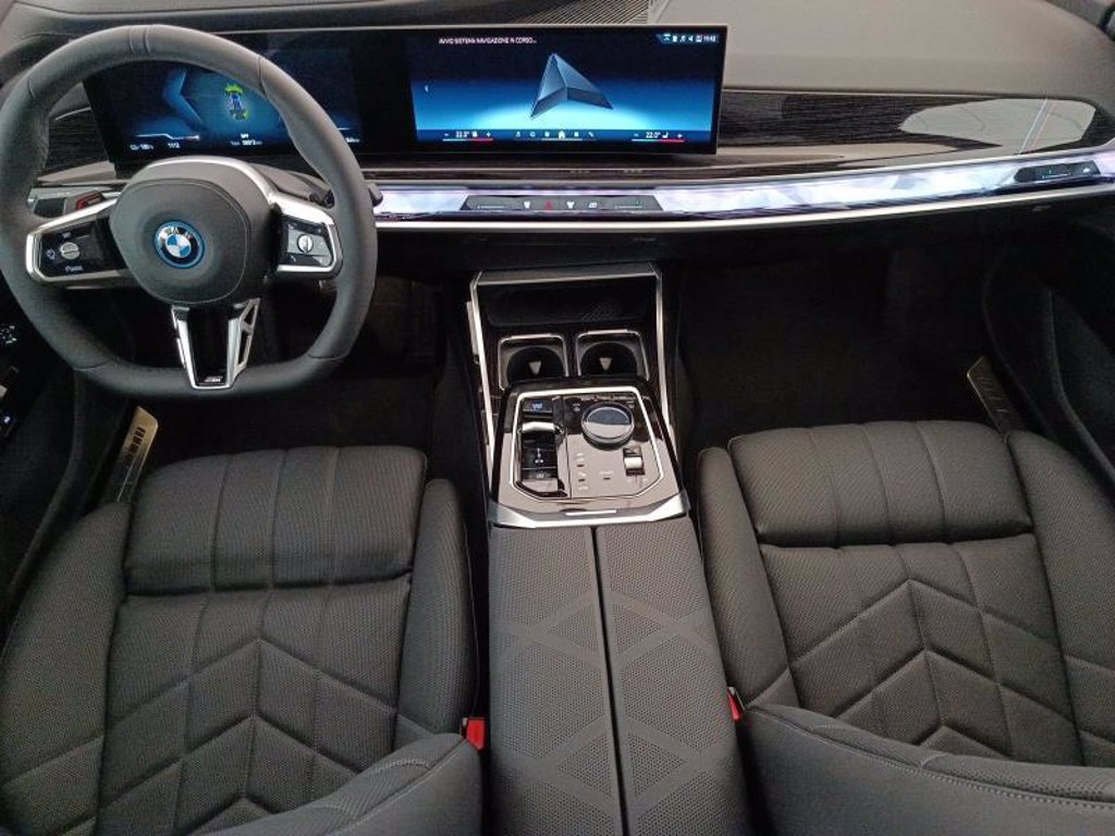 BMW I7 xdrive60 msport