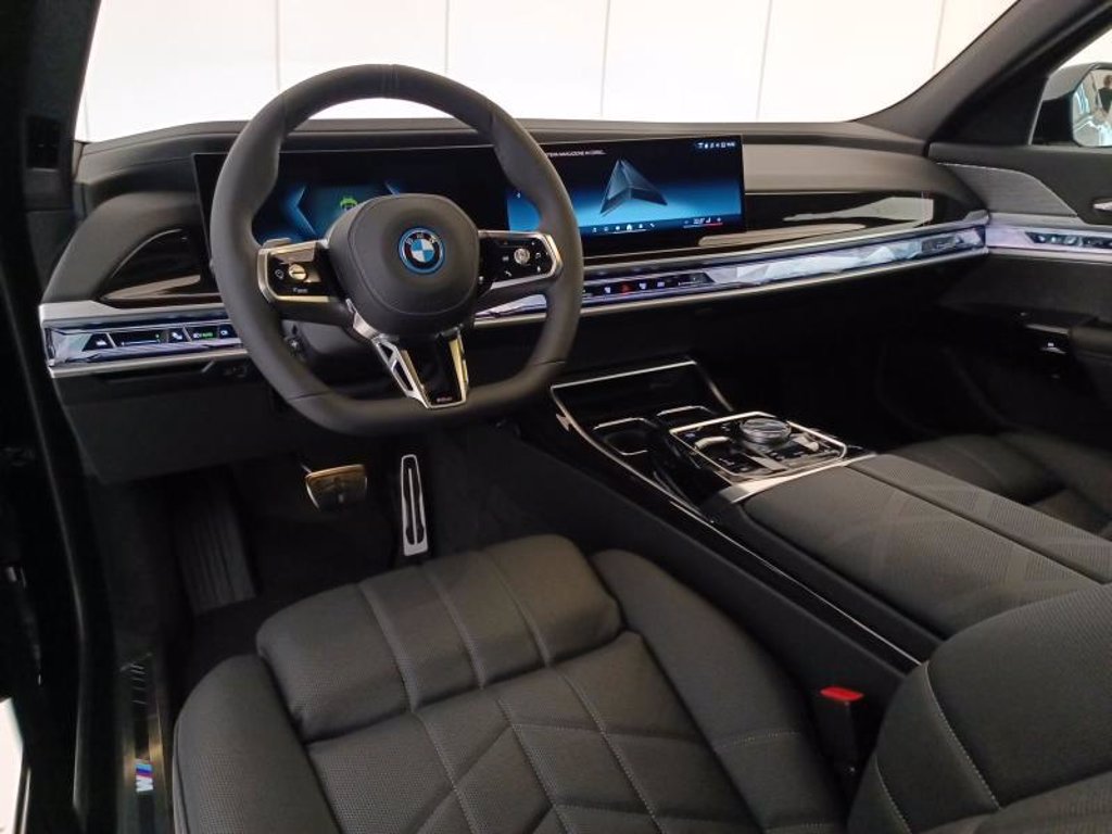 BMW I7 xdrive60 msport