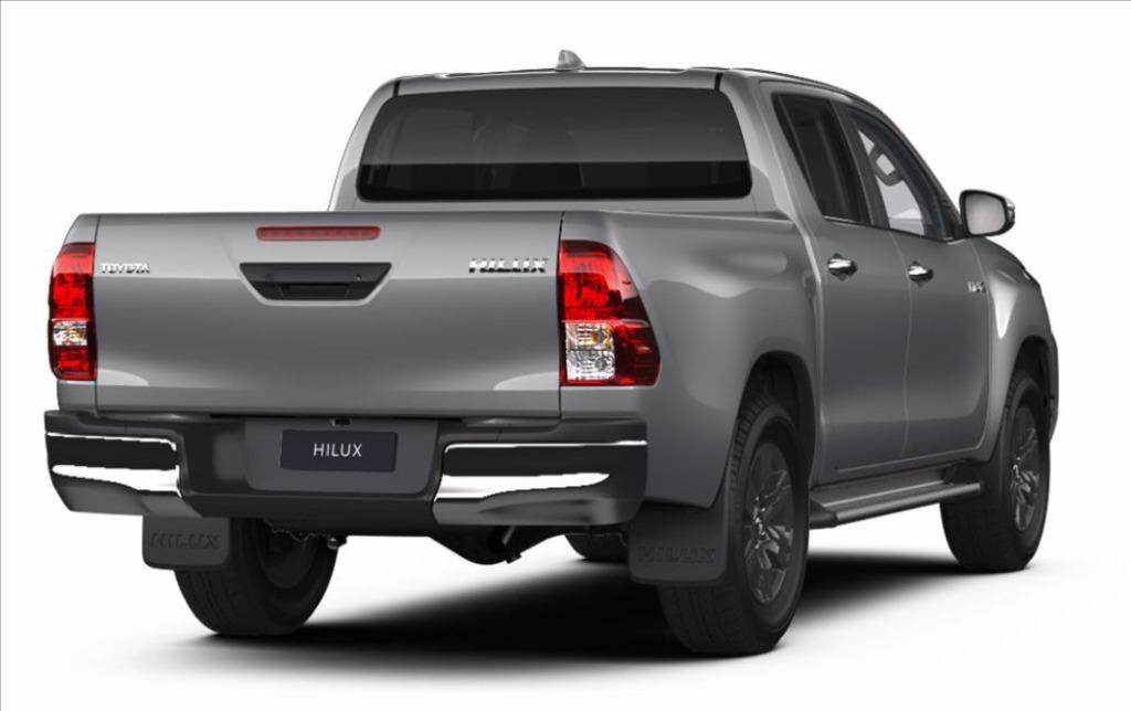 TOYOTA Hilux 2.4 d-4d double cab Lounge auto