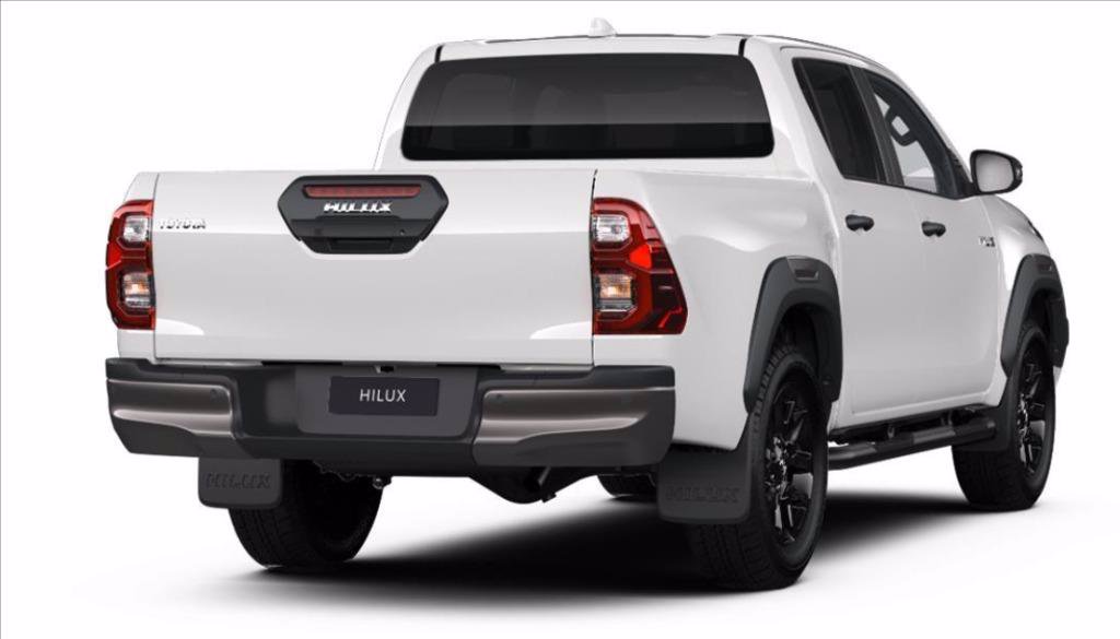 TOYOTA Hilux 2.8 d-4d 48V double cab Invincible auto