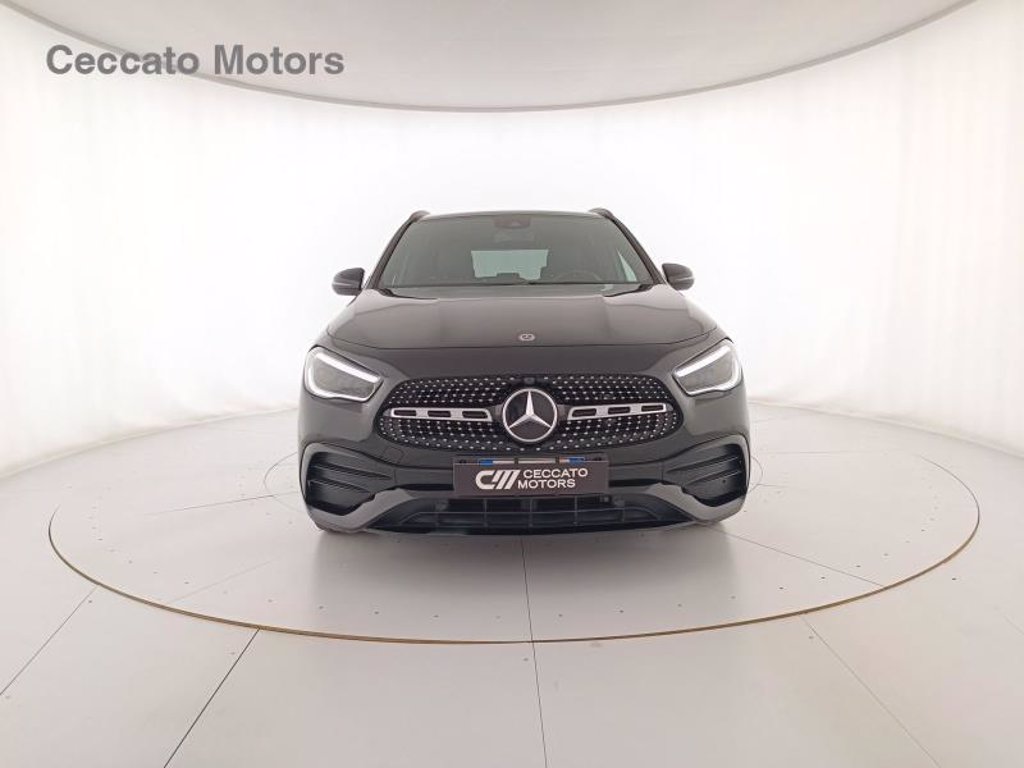 MERCEDES Gla 200 d premium auto