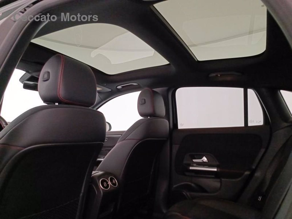 MERCEDES Gla 200 d premium auto