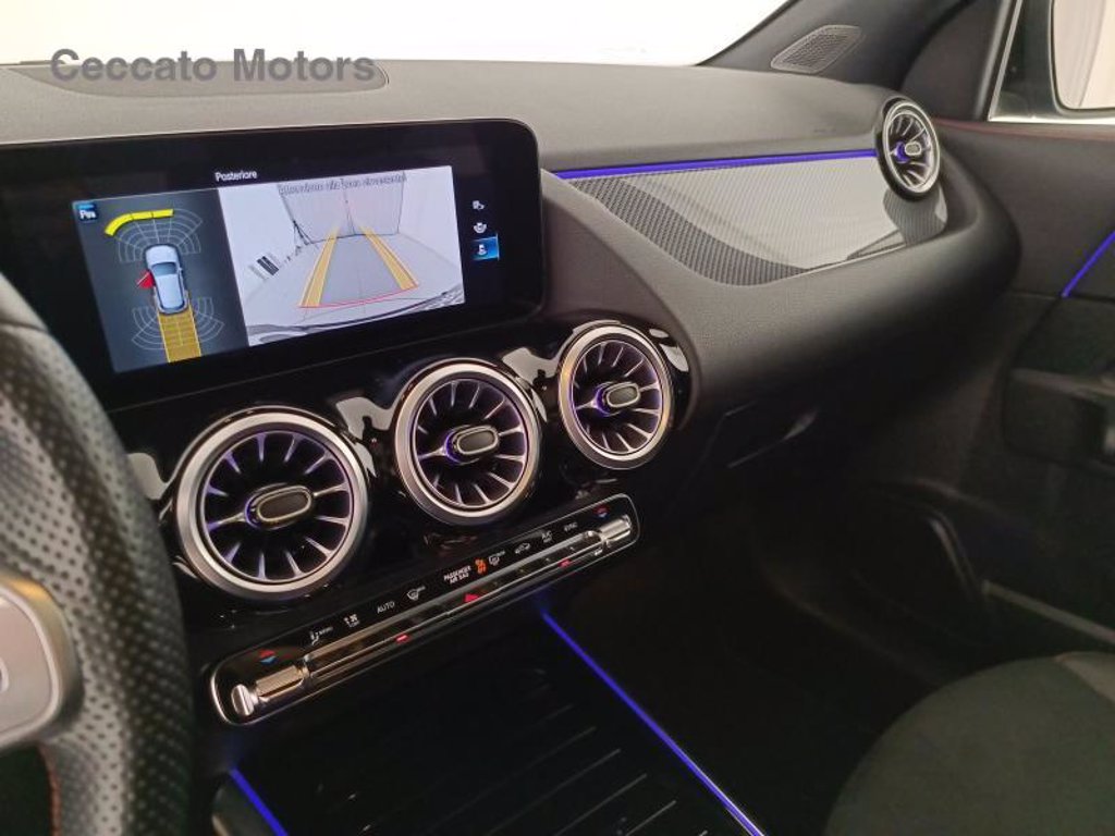 MERCEDES Gla 200 d premium auto