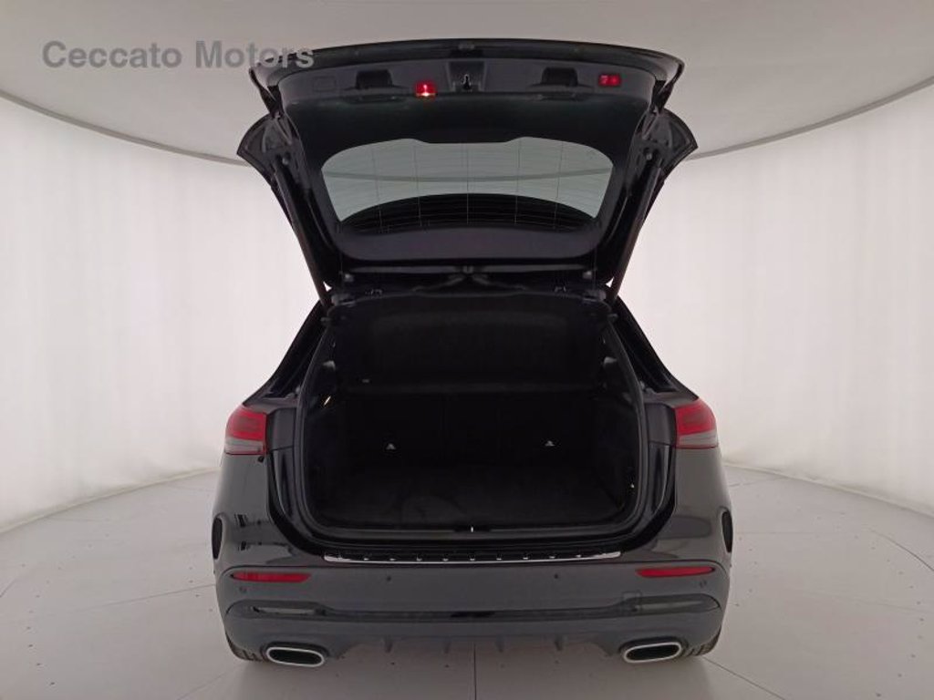 MERCEDES Gla 200 d premium auto