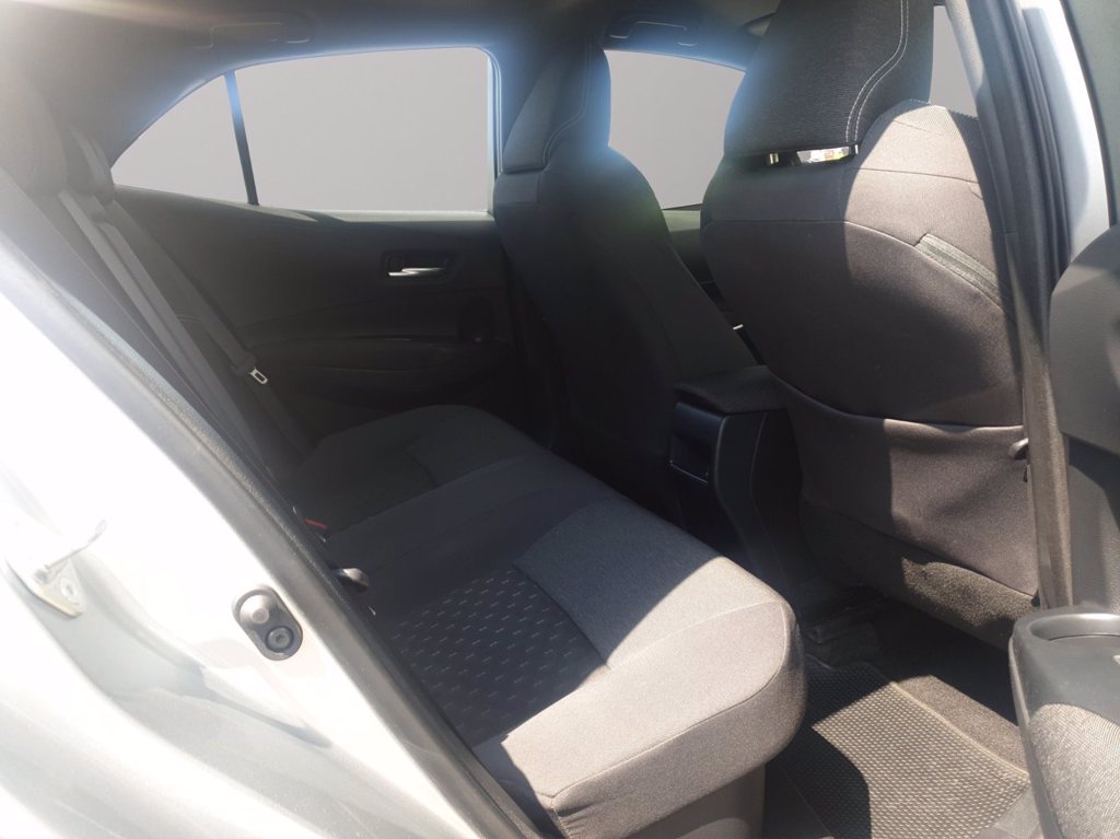 TOYOTA C-hr 1.8h active e-cvt