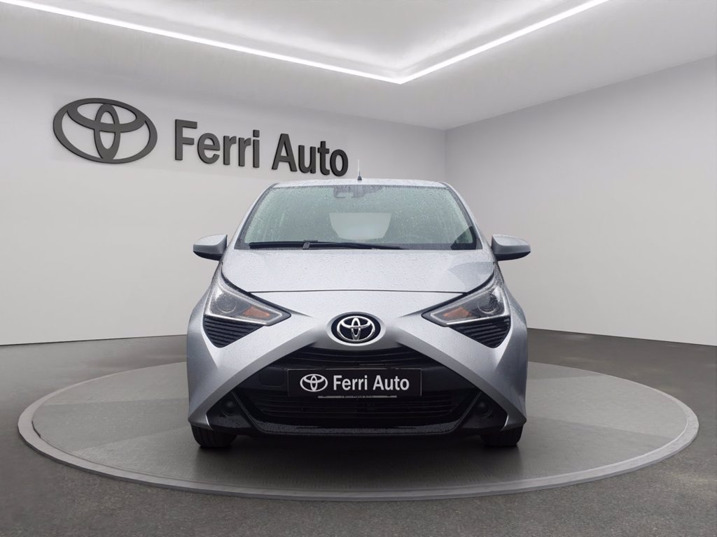 TOYOTA Aygo 5p 1.0 x-play 72cv