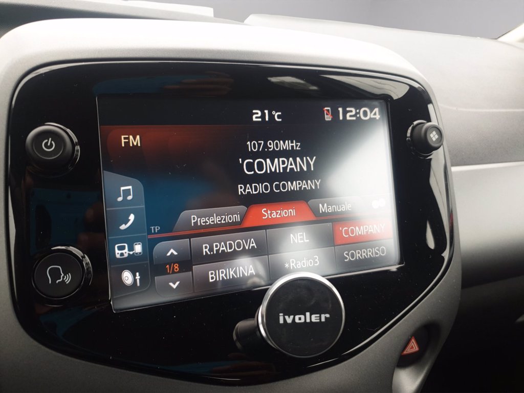 TOYOTA Aygo 5p 1.0 x-play 72cv