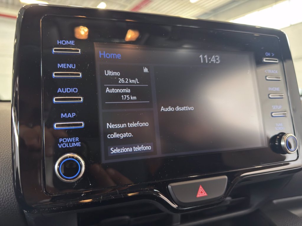 TOYOTA Yaris 1.5h trend