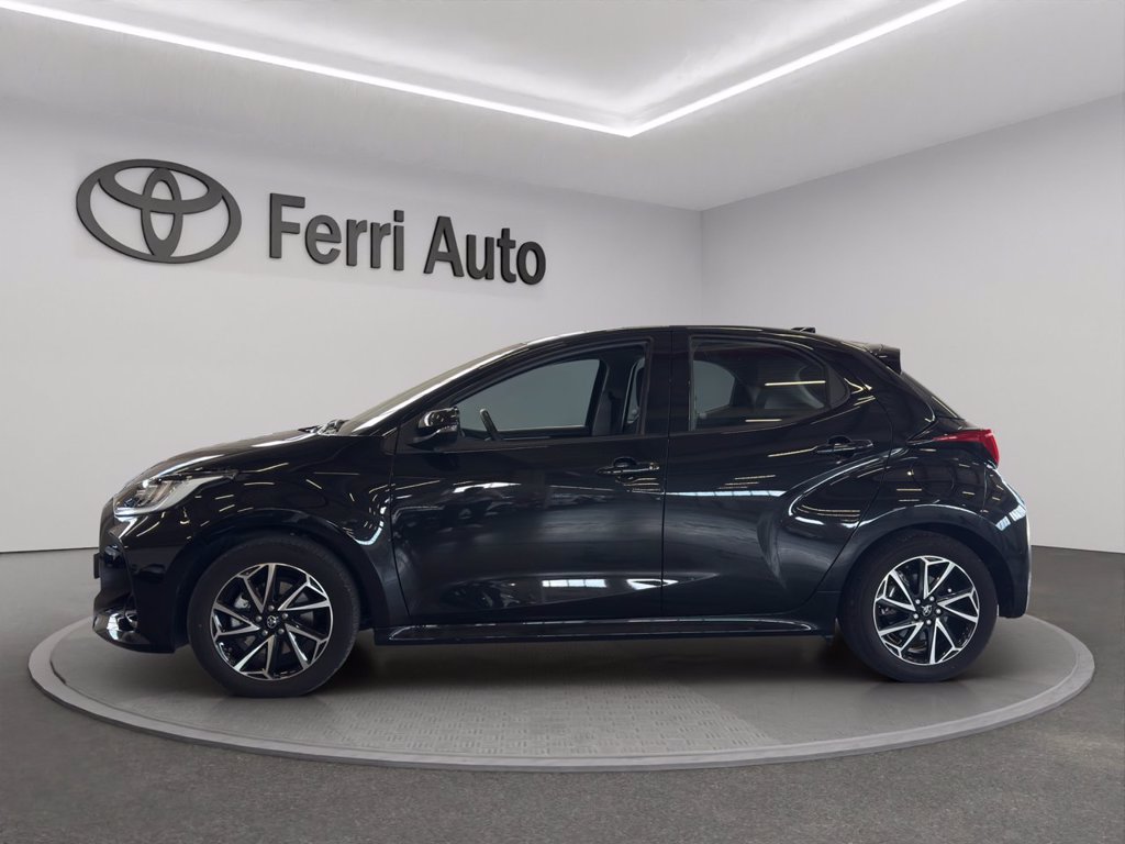 TOYOTA Yaris 1.5h trend