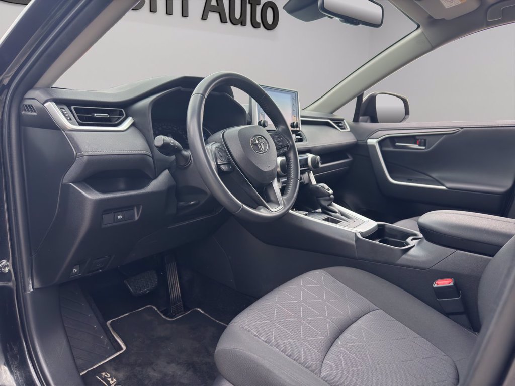TOYOTA Rav4 2.5 vvt-ie h active 2wd 218cv e-cvt