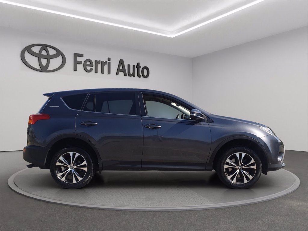 TOYOTA Rav4 2.0 d-4d active 2wd 124cv mt