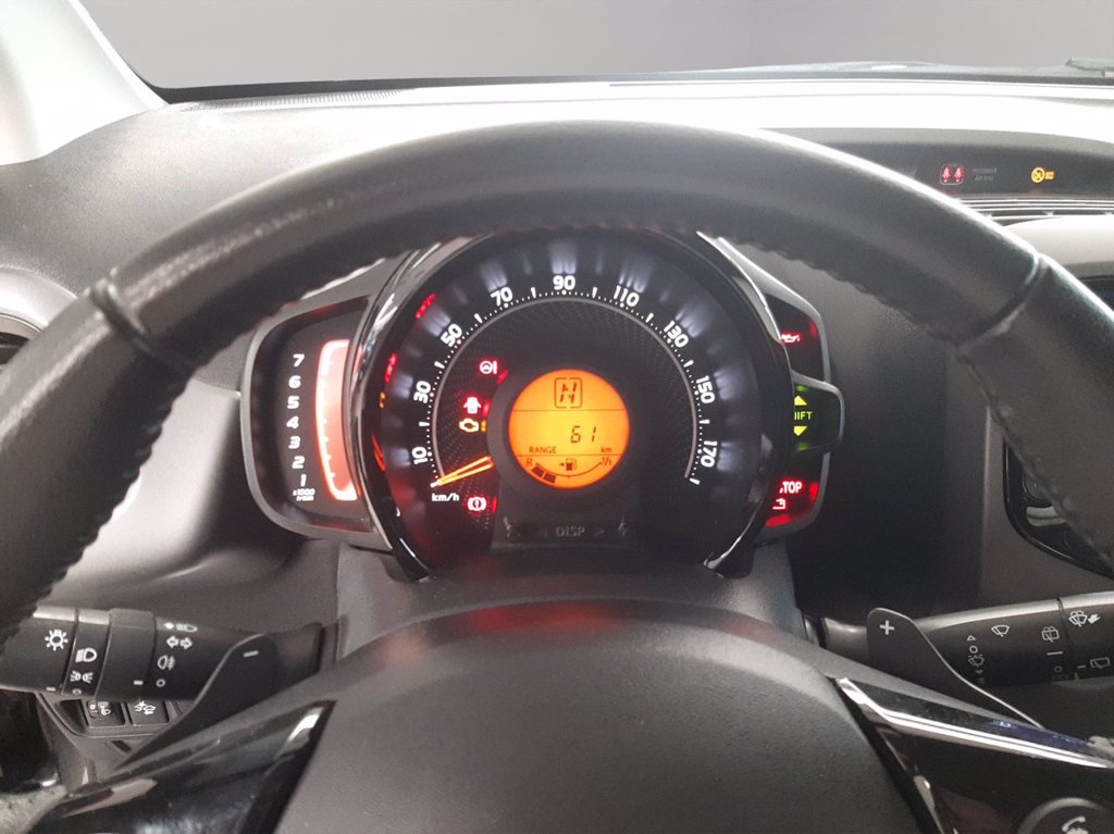 TOYOTA Aygo 5p 1.0 x-play m-mt 72cv