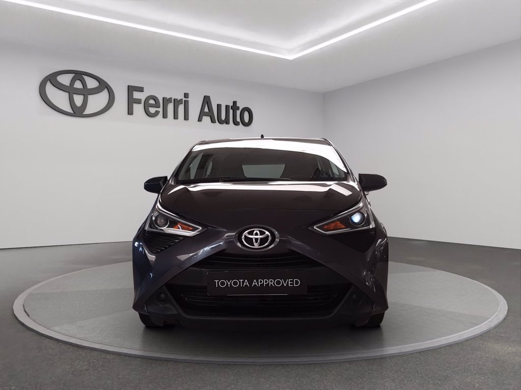 TOYOTA Aygo 5p 1.0 x-play m-mt 72cv