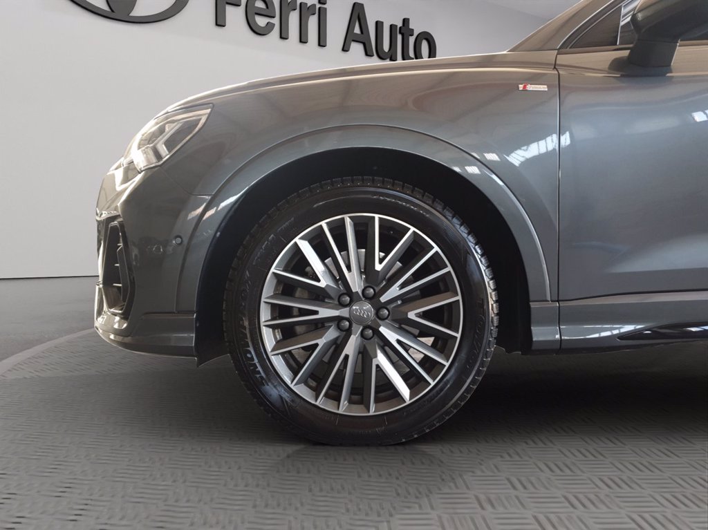 AUDI Q3 40 2.0 tfsi s line edition quattro s-tronic