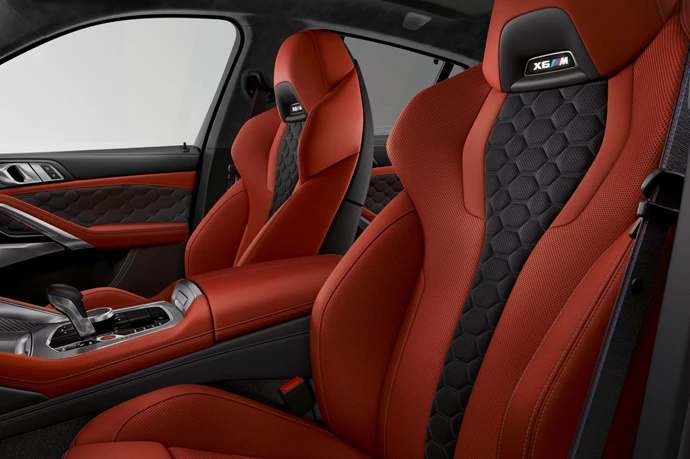 F96 Interior M Multifunctional Seats 3