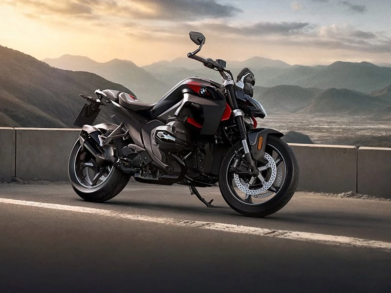 R 1300 R
