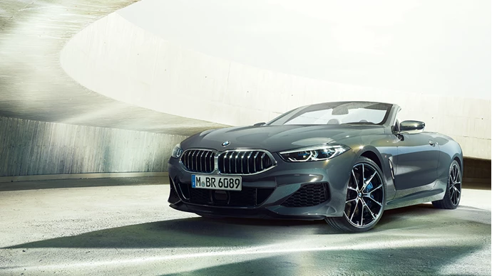 Bmw 8Series Convertible Inspire Taphold 01 Desktop Tablet 01