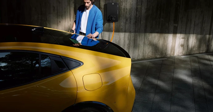 PRU3005 25 Web Large Landscape Ritagliato