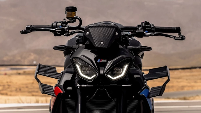 M1000R 1