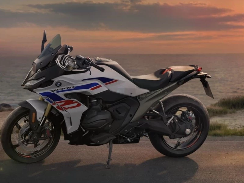 R 1300 RS