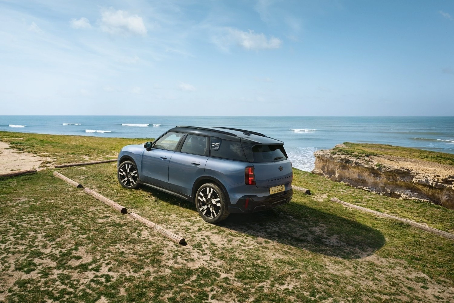 P90654997 Lowres Mini Countryman U25 (2)