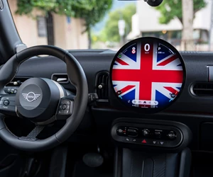 P90647795 Lowres Mini Cooper S Oxford